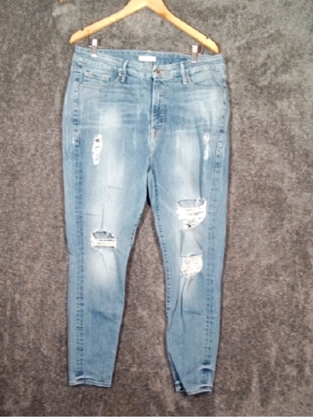 Good American Good Legs Distressed Skinny Jeans